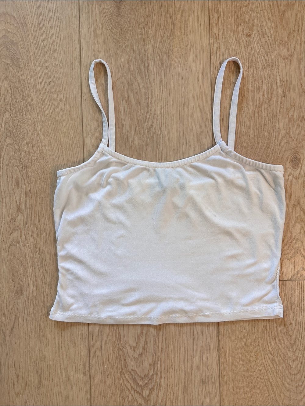 🆓 White Spaghetti Strap Super Soft Crop Tank FREE w ANY BUNDLE PURCHASE